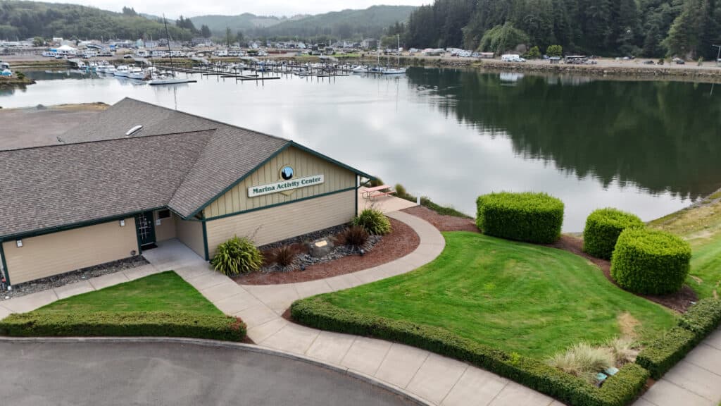 Winchester Bay RV Resort